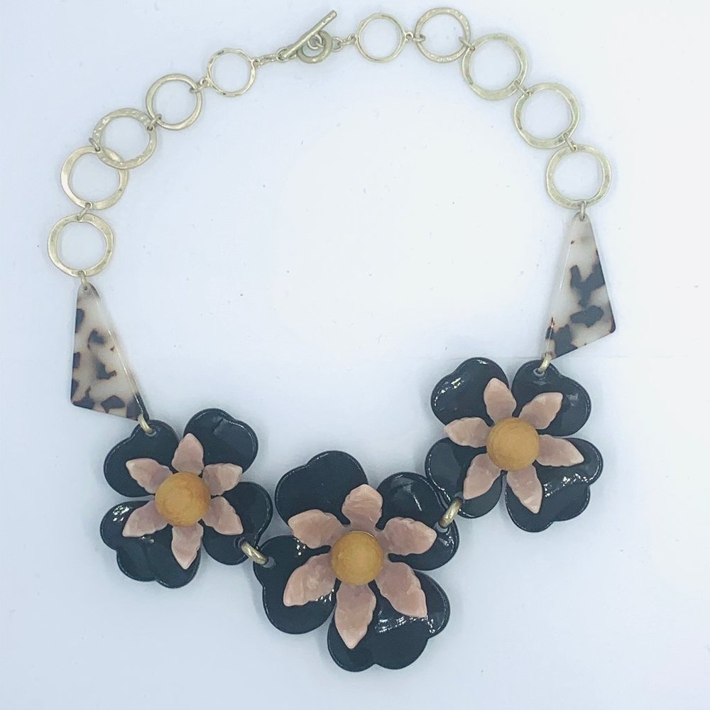 Flower Bib Necklace